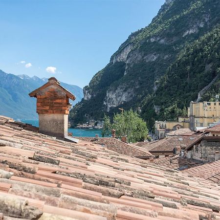 Casa Giulia Lägenhet Riva del Garda Exteriör bild